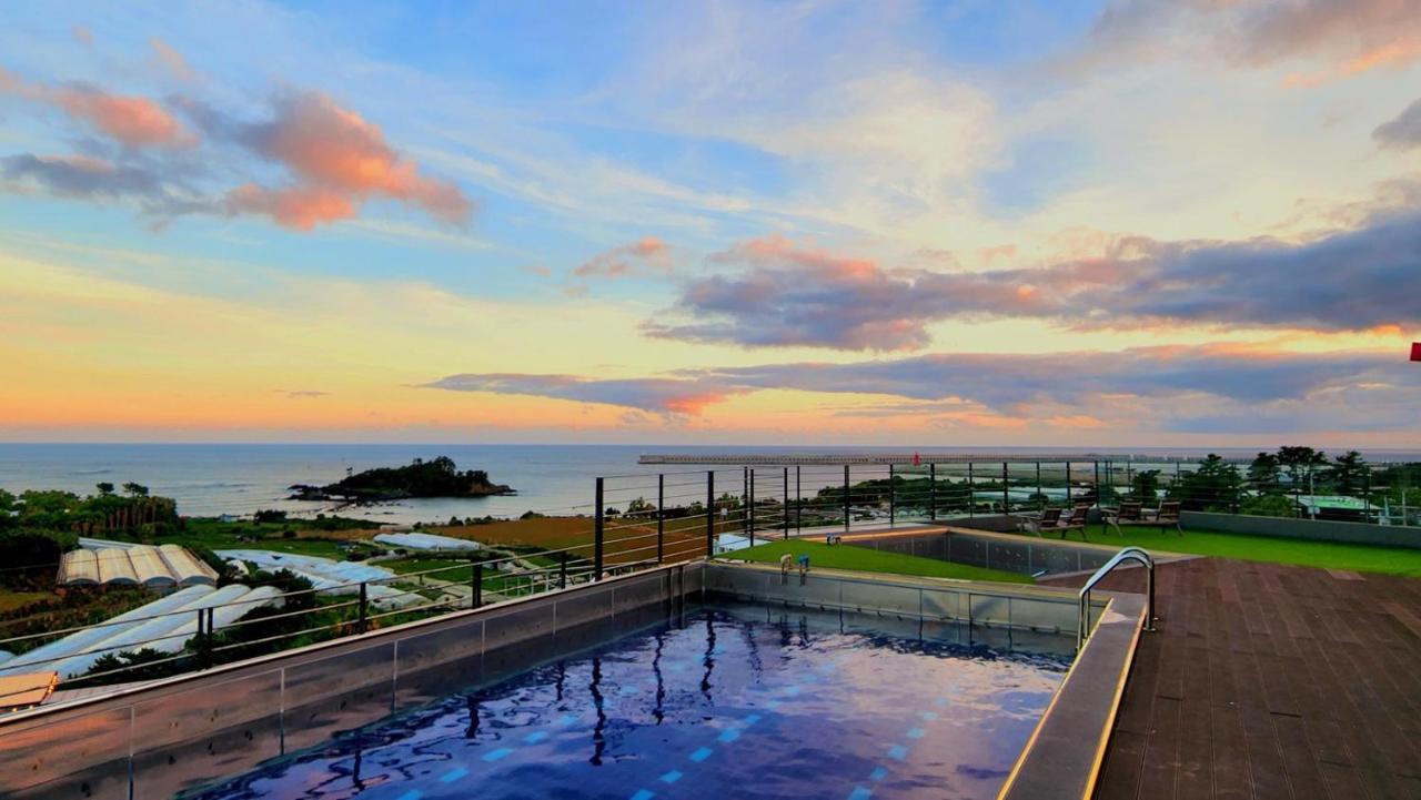 Gladsheim Hotel Seogwipo Luaran gambar